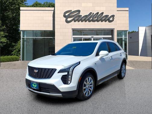 Crystal White Tricoat 2019 Cadillac XT4 Premium Luxury