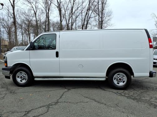 2024 GMC Savana 2500 Work Van