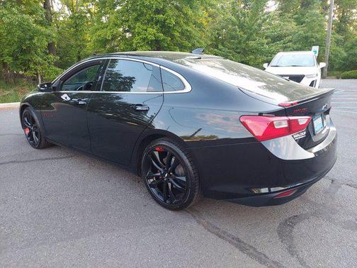Mosaic Black Metallic 2018 Chevrolet Malibu LT