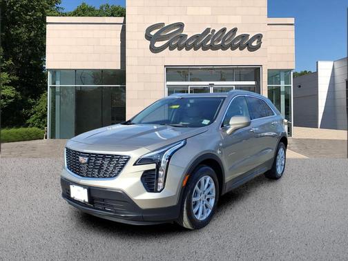 Latte Metallic 2023 Cadillac XT4 Luxury