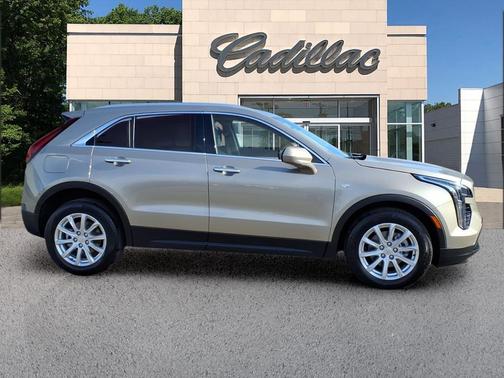 Latte Metallic 2023 Cadillac XT4 Luxury