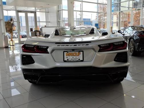 2026 Chevrolet Corvette Stingray w/2LT