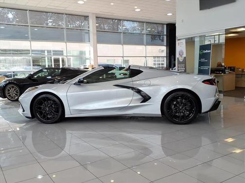 2026 Chevrolet Corvette Stingray w/2LT