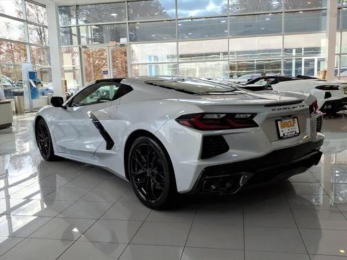 2026 Chevrolet Corvette Stingray w/2LT