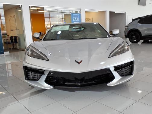 2026 Chevrolet Corvette Stingray w/2LT