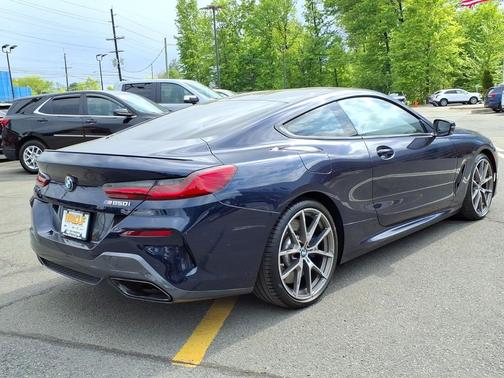 Tanzanite Blue II Metallic 2022 BMW M850 xDrive