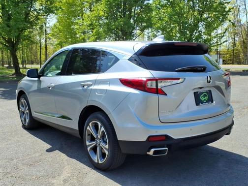Lunar Silver Metallic 2023 Acura RDX Advance Package