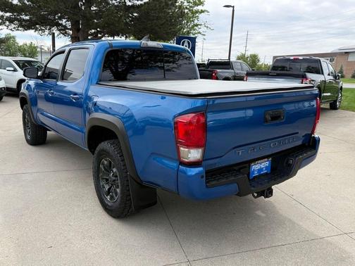 Blazing Blue 2017 Toyota Tacoma TRD Off Road