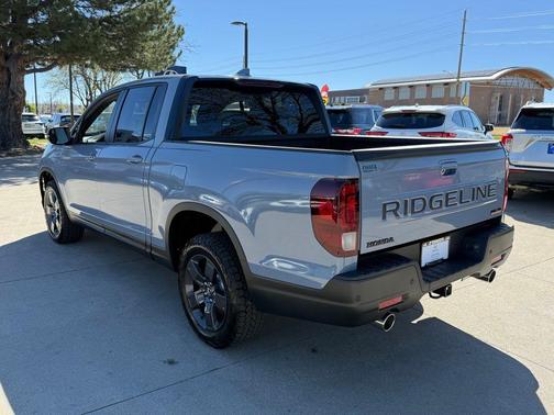 Sonic Gray Pearl 2026 Honda Ridgeline TrailSport