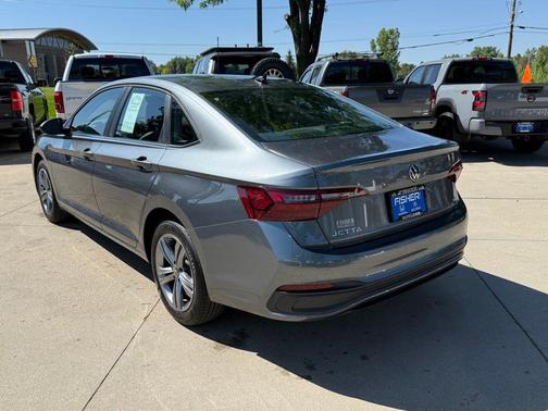 2024 Volkswagen Jetta 1.5T SE