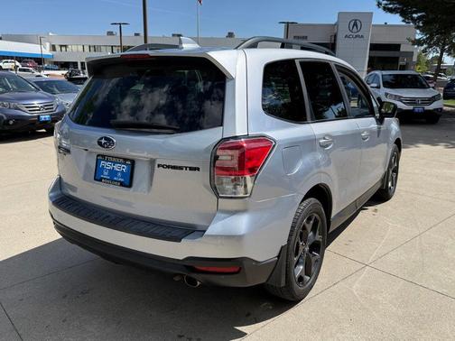 Ice Silver Metallic 2018 Subaru Forester 2.5i Premium