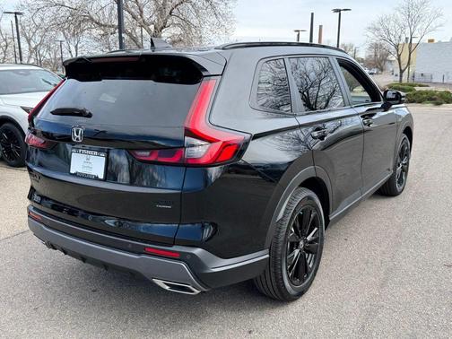 Crystal Black Pearl 2026 Honda CR-V Hybrid Sport Touring