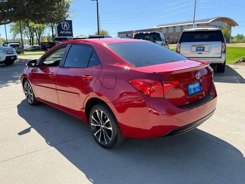Barcelona Red Metallic 2019 Toyota Corolla SE