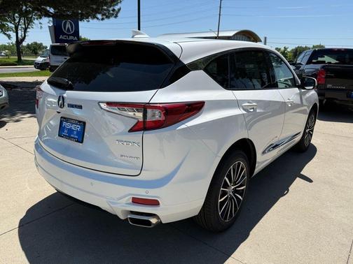 2025 Acura RDX Advance Package