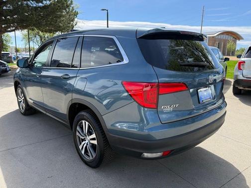 Blue 2018 Honda Pilot EX-L