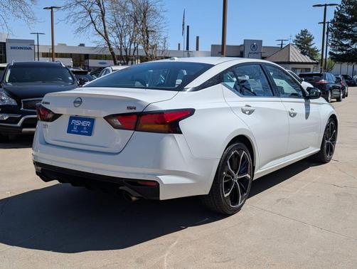 2023 Nissan Altima 2.5 SR
