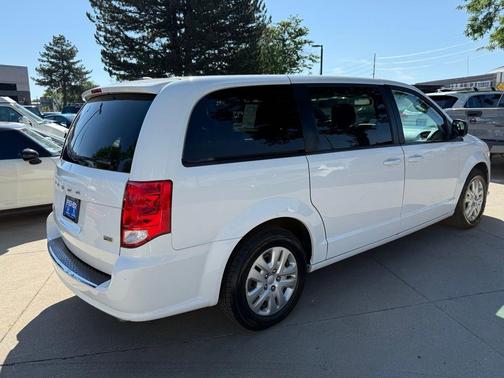 2018 Dodge Grand Caravan SE