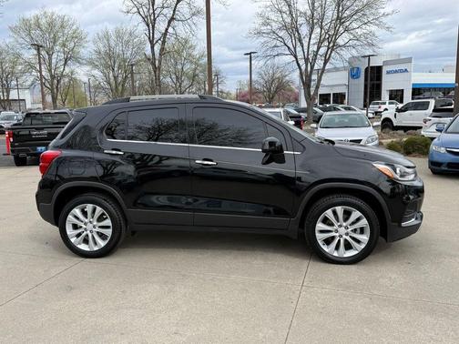 Black Metallic 2018 Chevrolet Trax Premier