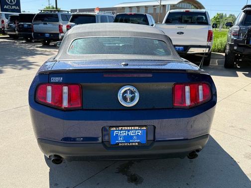 2012 Ford Mustang V6 Premium