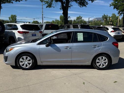 2014 Subaru Impreza 2.0i