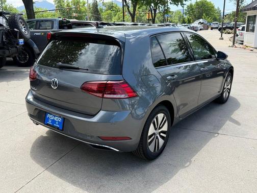2019 Volkswagen e-Golf SE