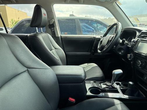 White 2018 Toyota 4Runner Sport