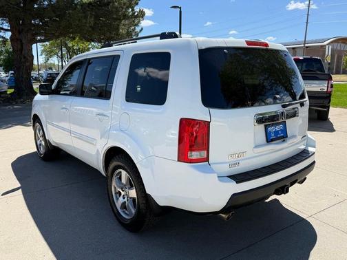White 2011 Honda Pilot EX