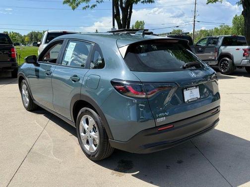 2025 Honda HR-V LX
