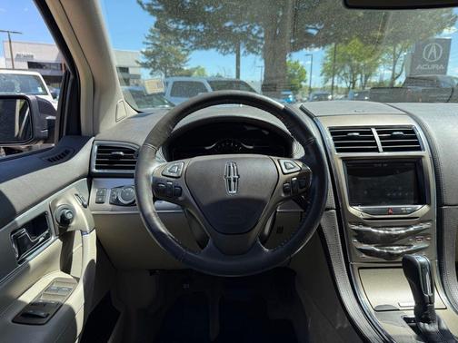 Quartz 2013 Lincoln MKX Base