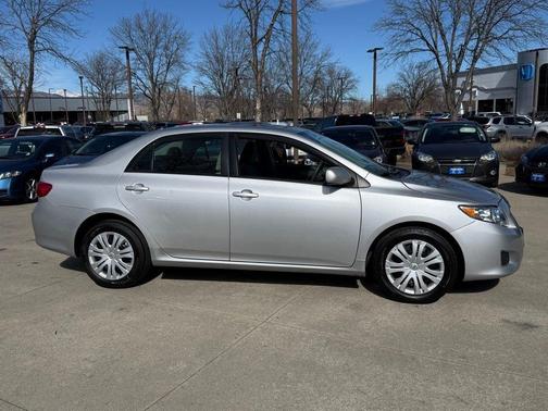 Classic Silver 2010 Toyota Corolla XLE