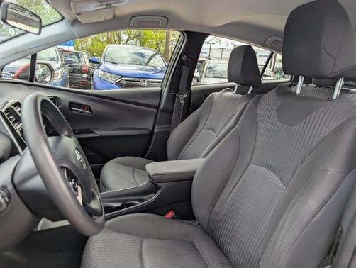 2016 Toyota Prius Two
