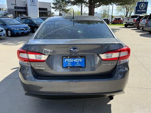 Magnetite Gray Metallic 2019 Subaru Impreza 2.0i