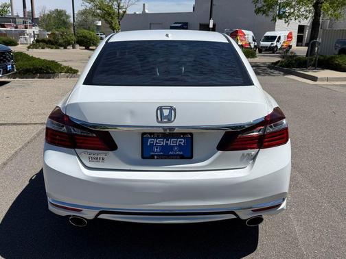 White 2017 Honda Accord EX-L