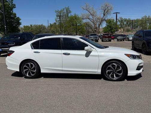 White 2017 Honda Accord EX-L