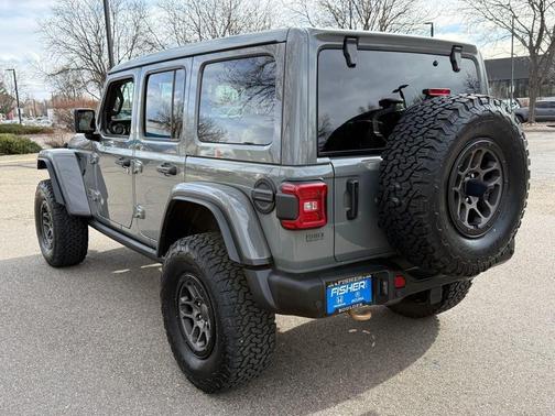 Sting Gray Clearcoat 2023 Jeep Wrangler Rubicon 392