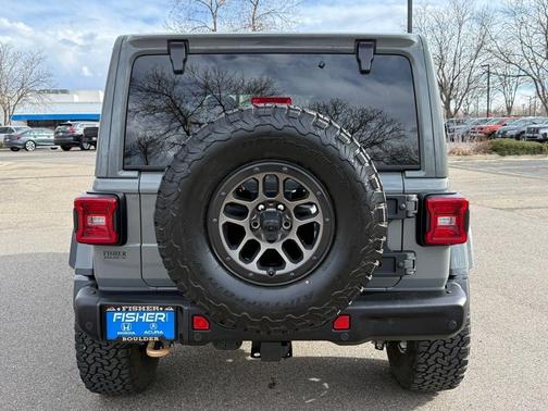 Sting Gray Clearcoat 2023 Jeep Wrangler Rubicon 392