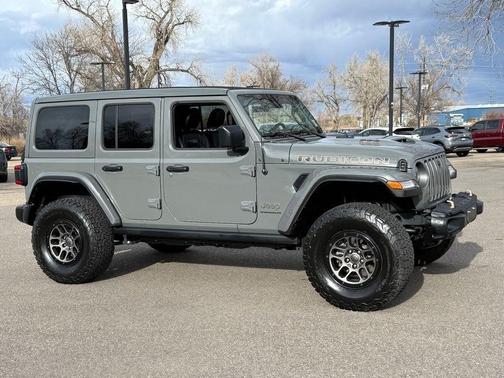 Sting Gray Clearcoat 2023 Jeep Wrangler Rubicon 392