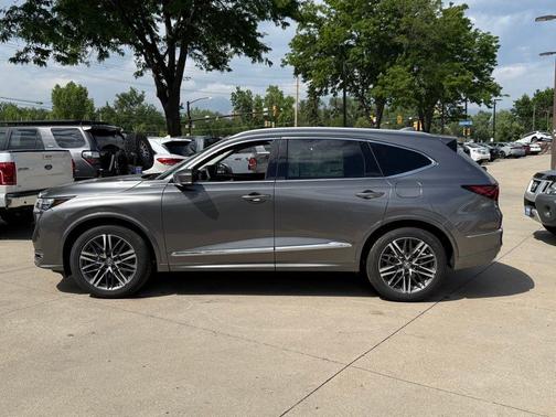 2025 Acura MDX Advance