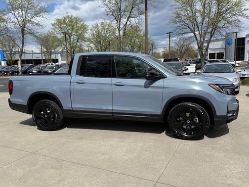 Sonic Gray Pearl 2026 Honda Ridgeline Black Edition