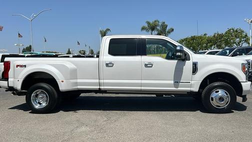 2019 Ford F-350 PLATINUM