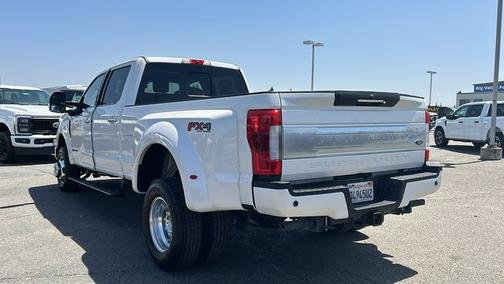 2019 Ford F-350 PLATINUM