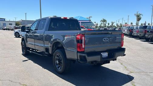 2023 Ford F-350 LARIAT SUPER DUTY