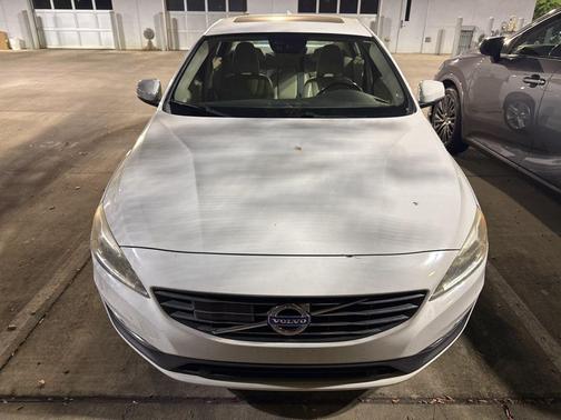 2015 Volvo S60 T5 Platinum