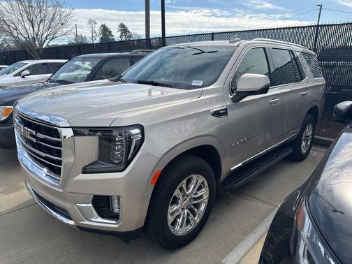 2022 GMC Yukon SLT