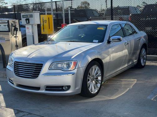 2012 Chrysler 300 S