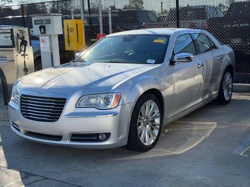 2012 Chrysler 300 S