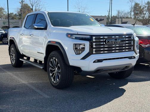 2025 GMC Canyon Denali