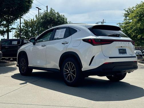Eminent White Pearl 2024 Lexus NX 350h Luxury