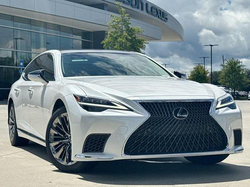2022 Lexus LS 500 Base