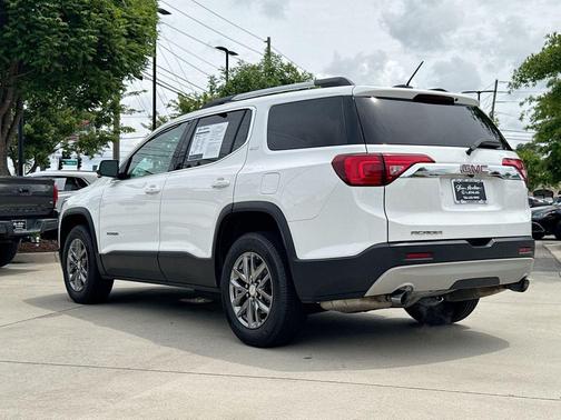Summit White 2019 GMC Acadia SLT-1
